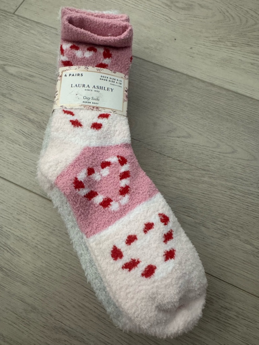 Laura Ashley 4 Pairs Fuzzy Socks